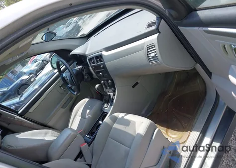 2007 Suzuki Xl7 from USA, damaged, VIN 2S3DB217X76128977